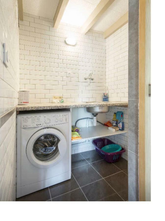 Appartement duplex sous les toits à Palau-del-Vidre Extérieur photo